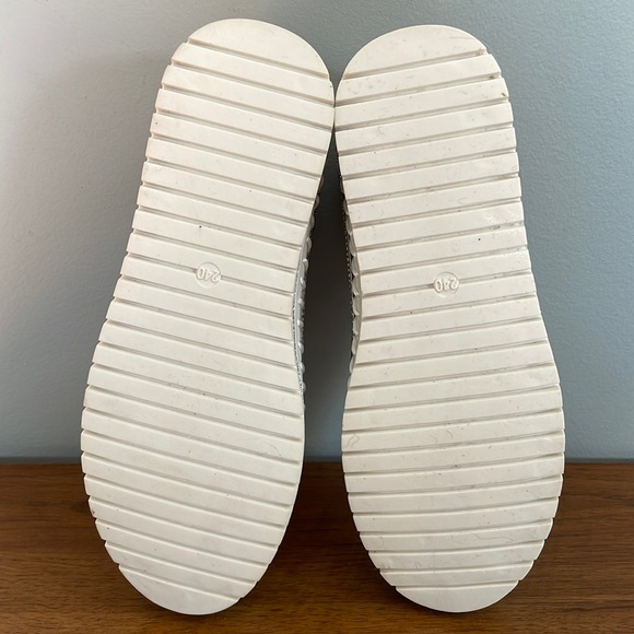 SLIP-ON GLITTER VULCANIZED PLATFORM SHOE SNEAKER NWOT | Multiple Sizes Available - Picture 9 of 11